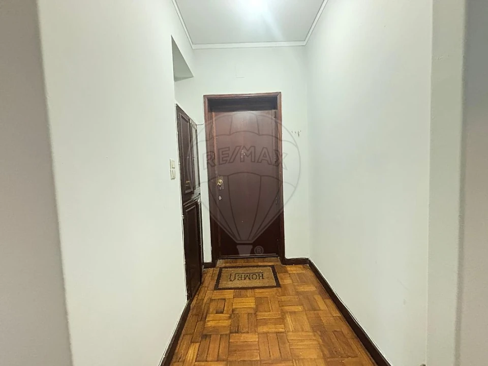 Apartamento T3 para Arrendamento em Mafamude e Vilar do Paraíso Foto 12