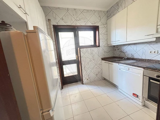 Apartamento T3 para Arrendamento em Mafamude e Vilar do Paraíso Foto 8