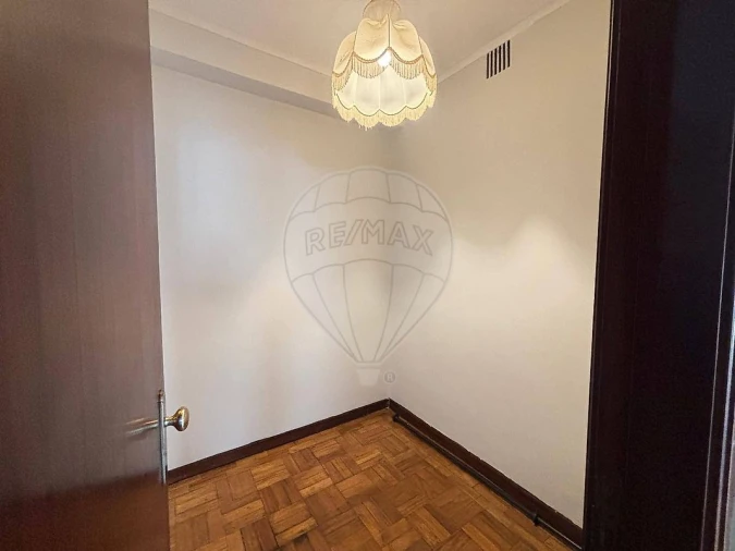 Apartamento T3 para Arrendamento em Mafamude e Vilar do Paraíso Foto 6