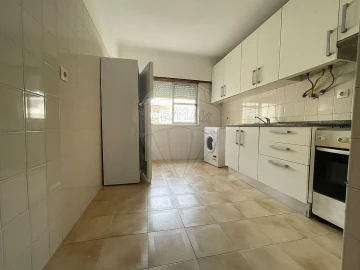 Apartamento T2 para Venda em Algueirão-Mem Martins