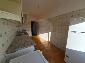 Apartamento T2 para Venda em Algueirão-Mem Martins