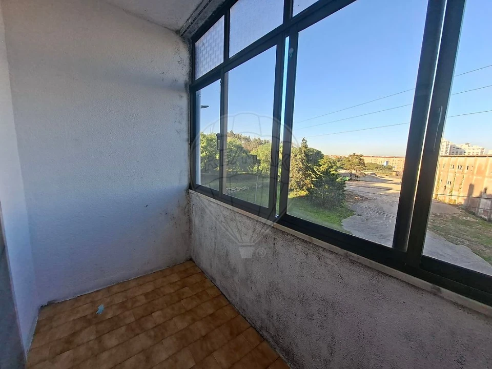 Apartamento T2 para Venda em Algueirão-Mem Martins Foto 8