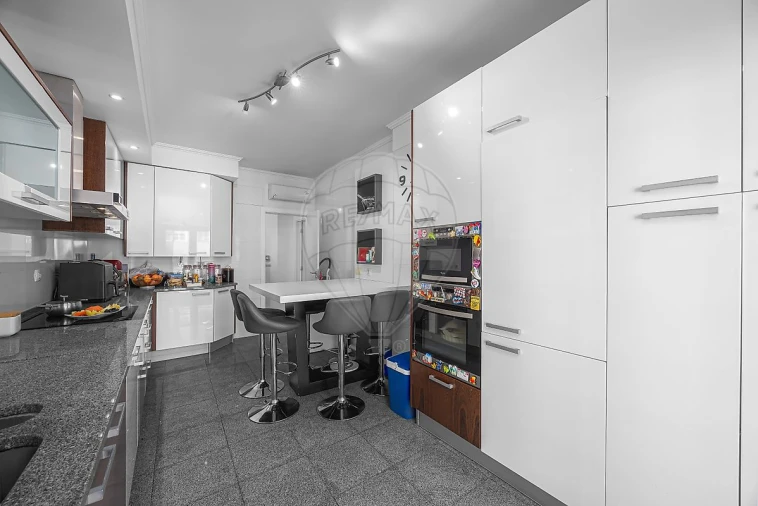 Apartamento T3 para Venda em Odivelas Foto 15