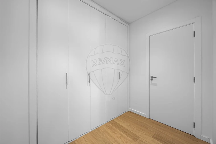 Apartamento T3 para Venda em Odivelas Foto 8