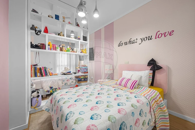 Apartamento T3 para Venda em Odivelas Foto 2