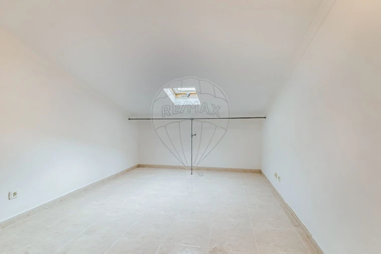 Apartamento T4 para Venda em Samouco Foto 15