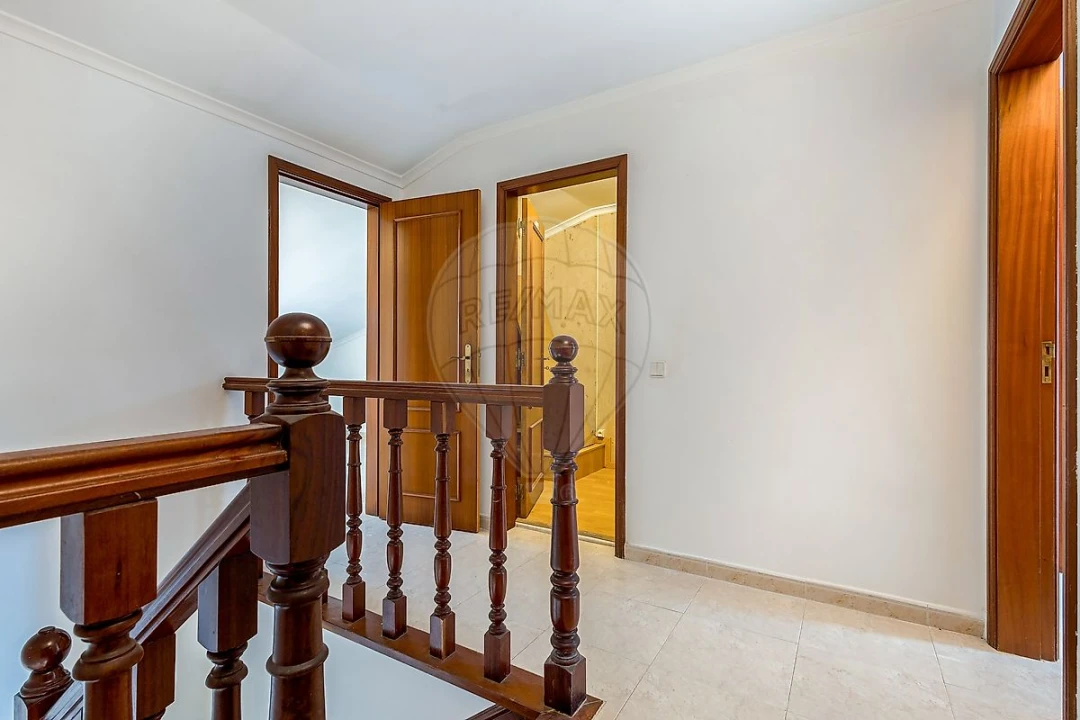 Apartamento T4 para Venda em Samouco Foto 12