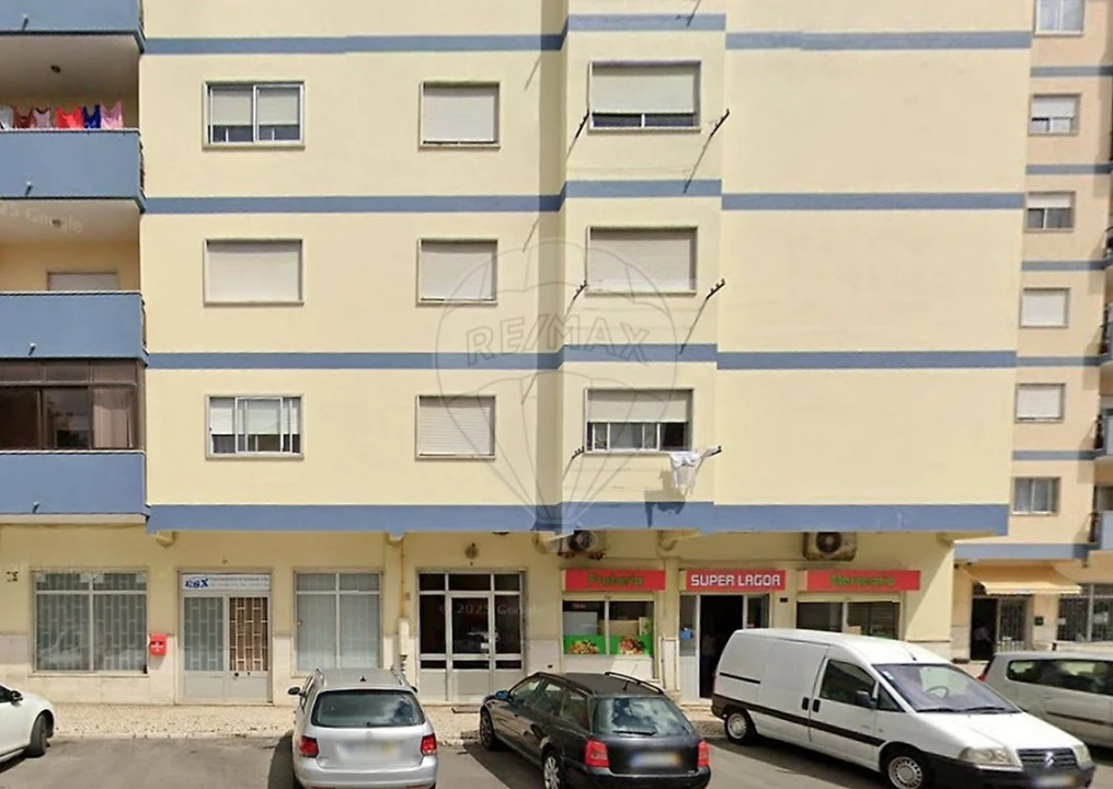 Apartamento T2 para Venda em Algueirão-Mem Martins Foto 16