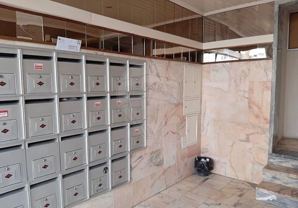 Apartamento T2 para Venda em Carregado e Cadafais Foto 6