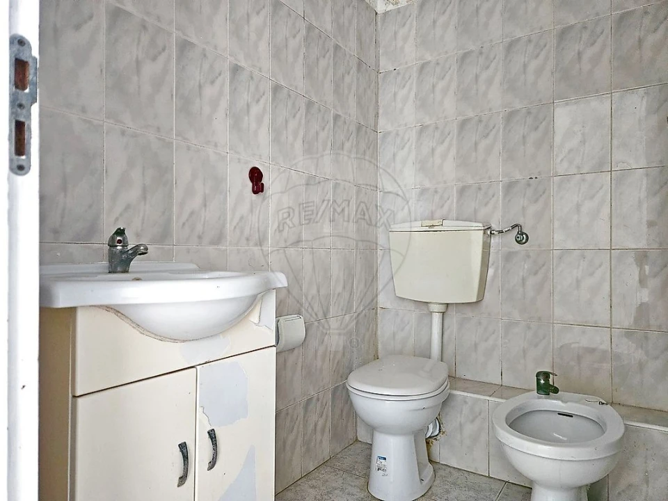 Apartamento T2 para Venda em Corroios Foto 7