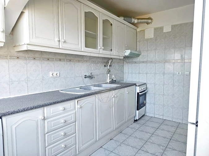 Apartamento T2 para Venda em Corroios Foto 4