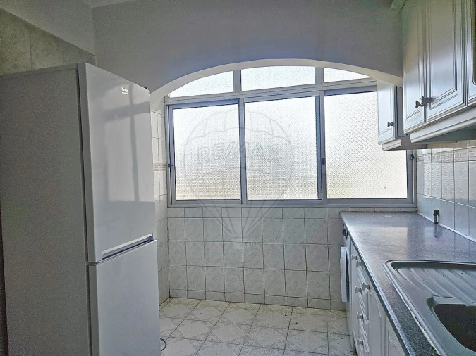 Apartamento T2 para Venda em Corroios Foto 5