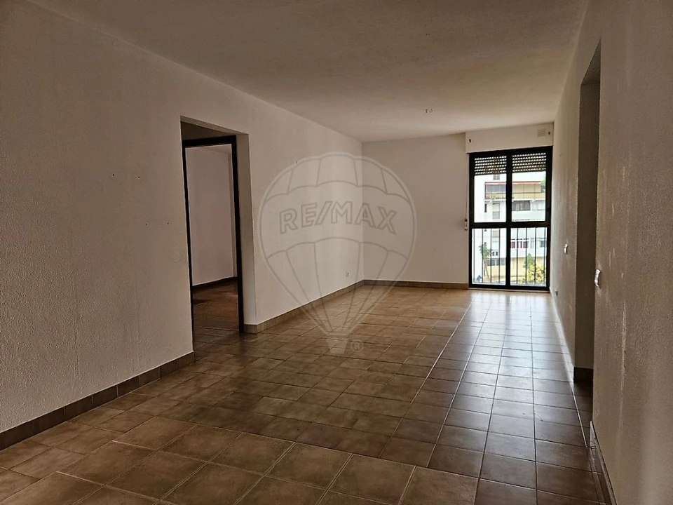 Apartamento T2 para Venda em Corroios Foto 4