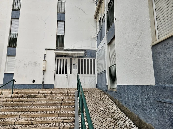 Apartamento T2 para Venda em Corroios Foto 13