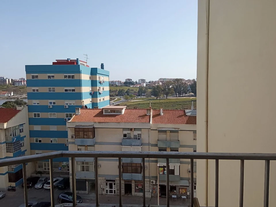 Apartamento T2 para Venda em Amora Foto 14