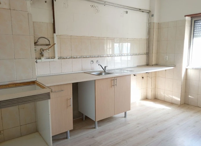 Apartamento T2 para Venda em Amora Foto 7