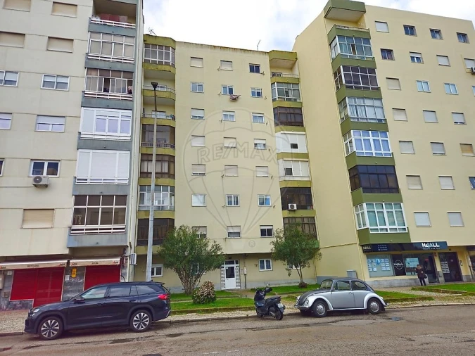 Apartamento T2 para Venda em Amora Foto 22
