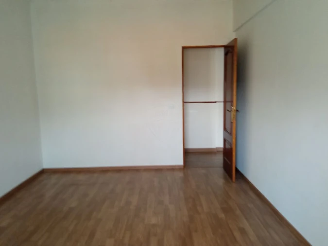 Apartamento T2 para Venda em Amora Foto 11