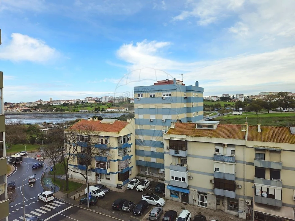 Apartamento T2 para Venda em Amora Foto 15