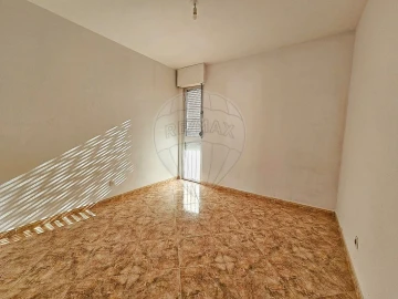 Apartamento T2 para Venda em Corroios