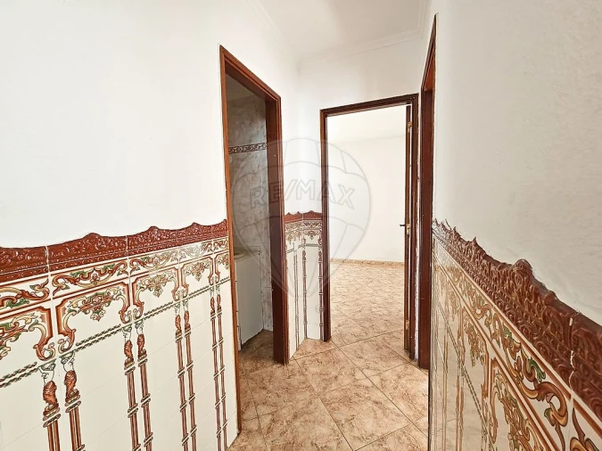 Apartamento T2 para Venda em Corroios Foto 10