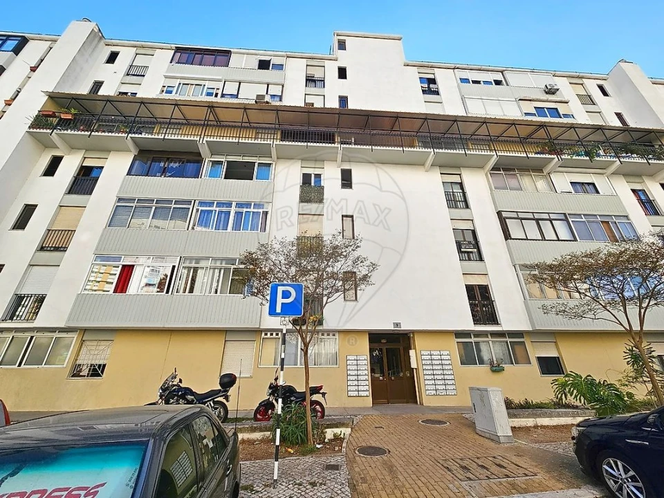 Apartamento T2 para Venda em Corroios Foto 22