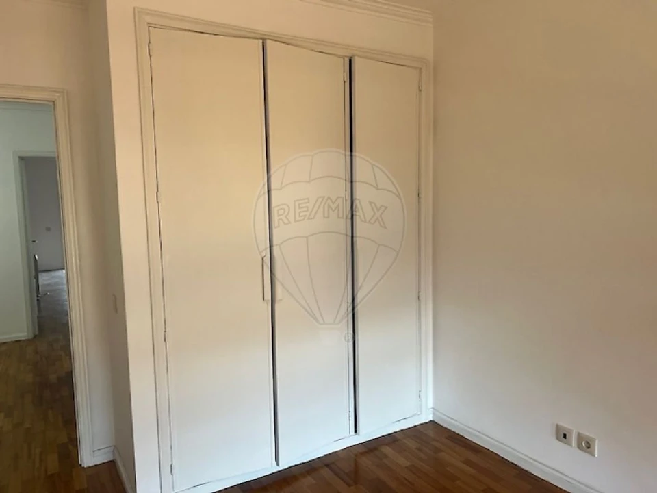 Apartamento T2 para Arrendamento em São Felix da Marinha Foto 16