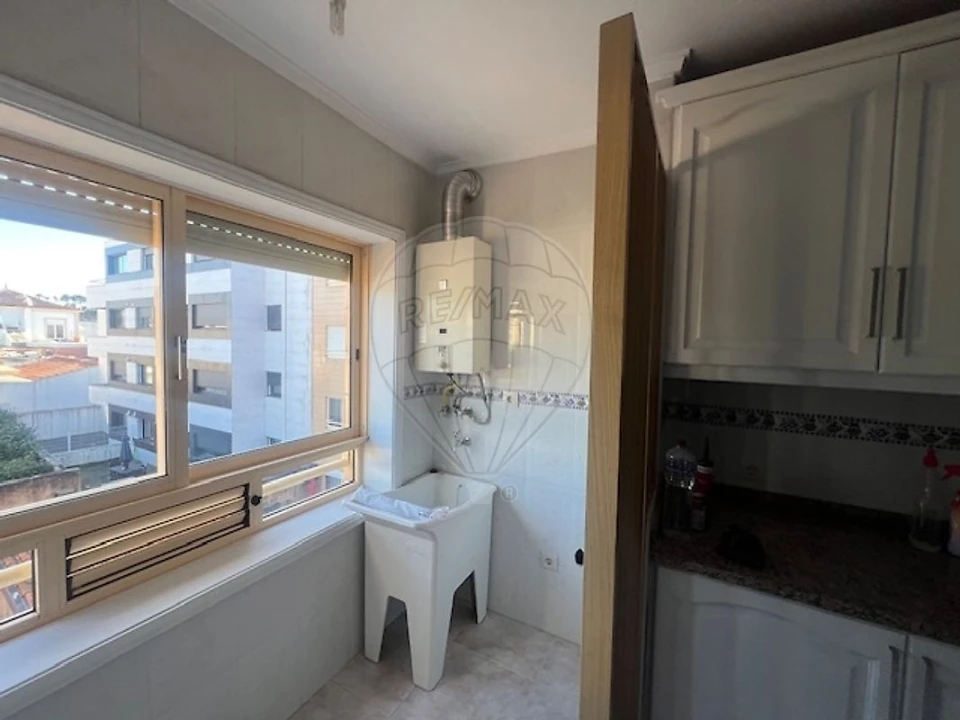 Apartamento T2 para Arrendamento em São Felix da Marinha Foto 6