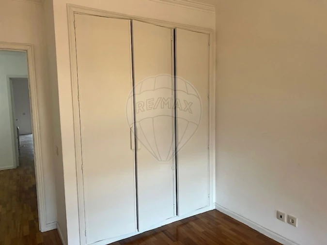 Apartamento T2 para Arrendamento em São Felix da Marinha Foto 16