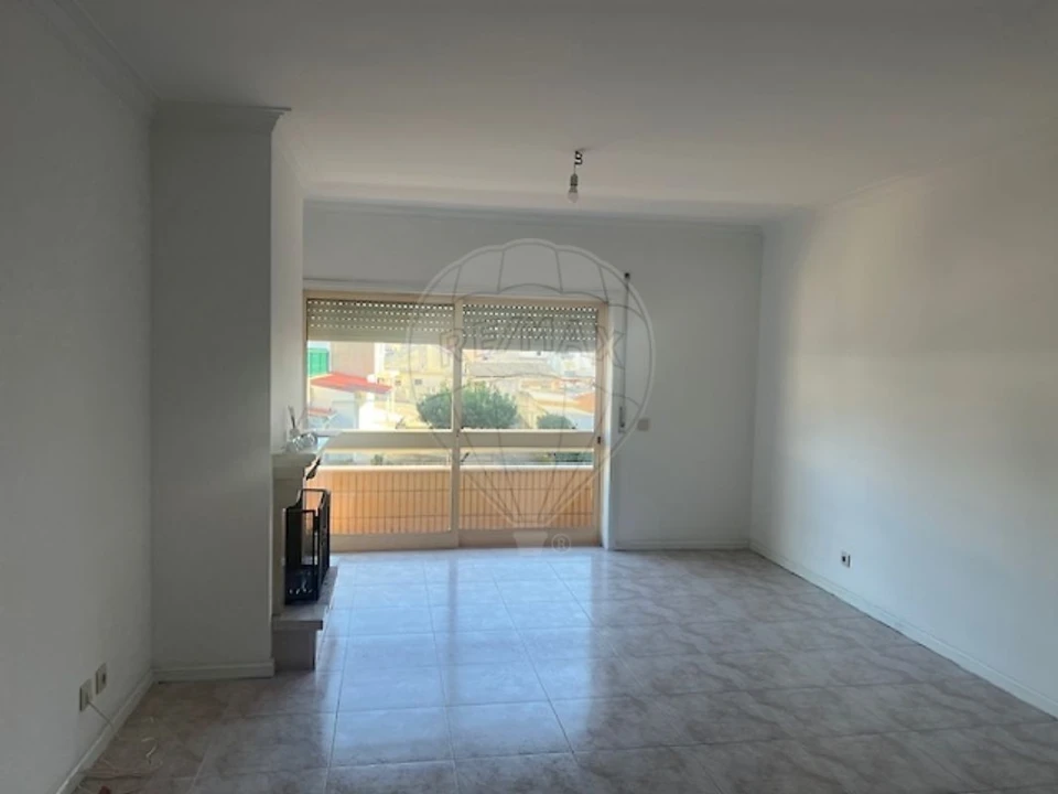Apartamento T2 para Arrendamento em São Felix da Marinha Foto 18
