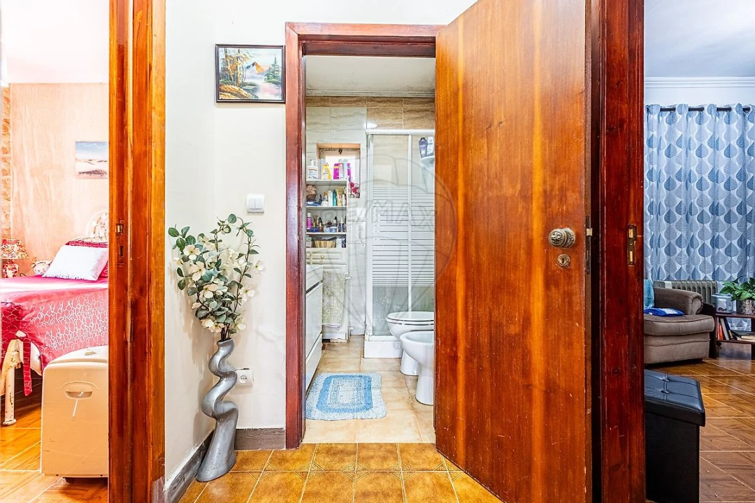 Moradia T2 para Venda em Azambuja Foto 6