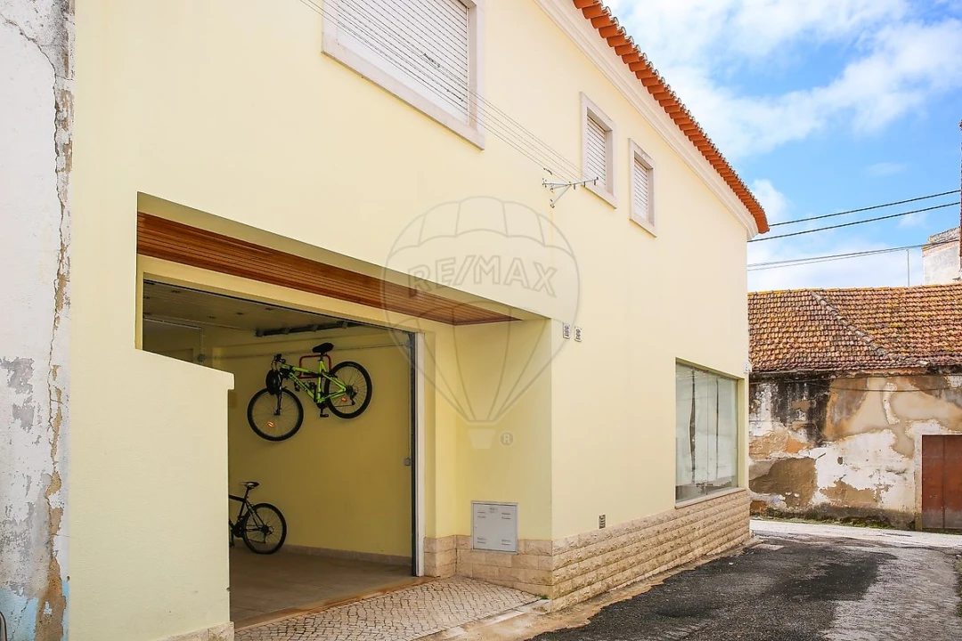 Moradia T3 para Venda em Aveiras de Cima Foto 28