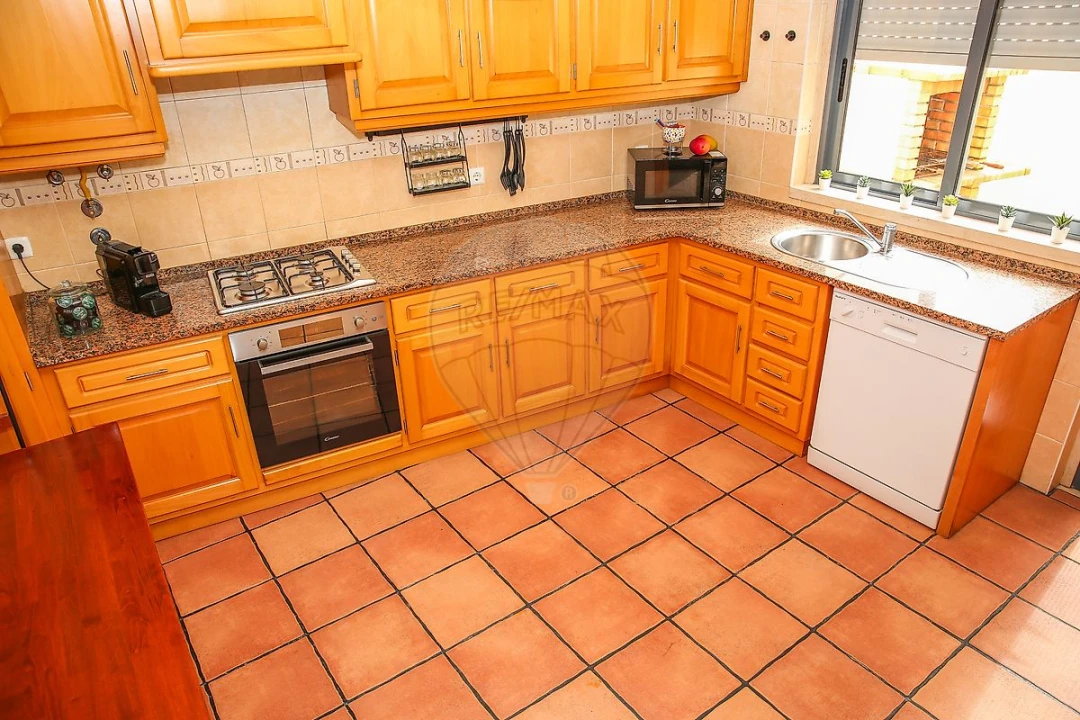 Moradia T3 para Venda em Aveiras de Cima Foto 22