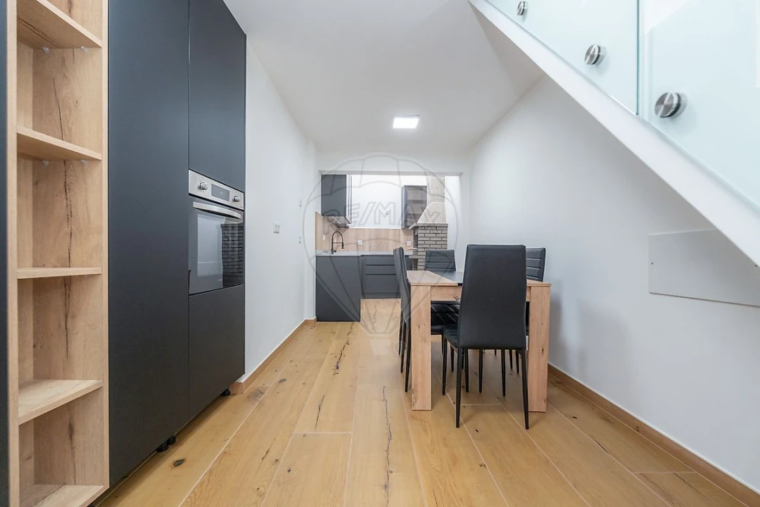 Moradia T3 para Venda em Vila Nova de Anços Foto 1