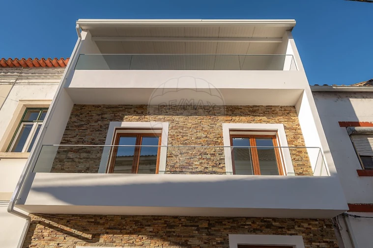 Moradia T3 para Venda em Vila Nova de Anços Foto 8