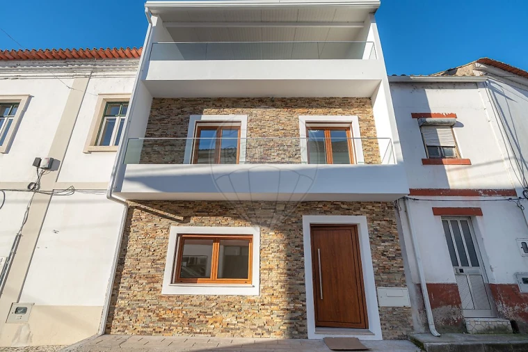 Moradia T3 para Venda em Vila Nova de Anços Foto 7