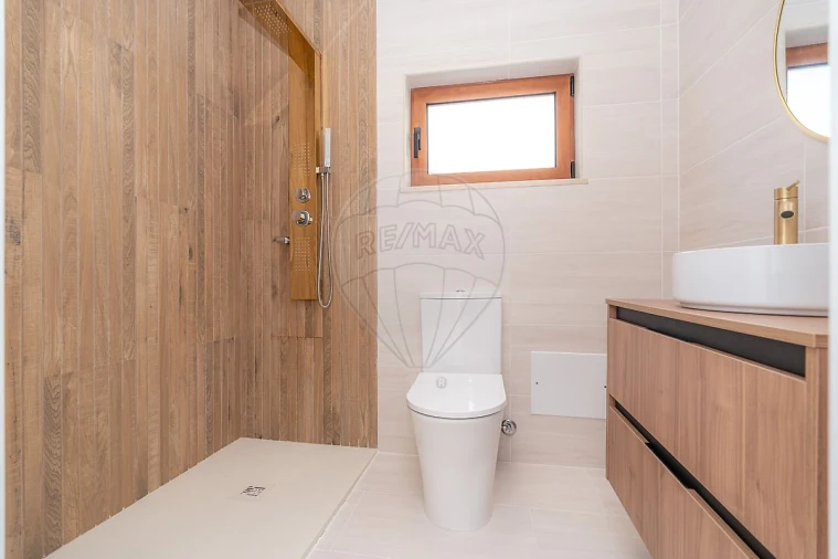 Moradia T3 para Venda em Vila Nova de Anços Foto 33