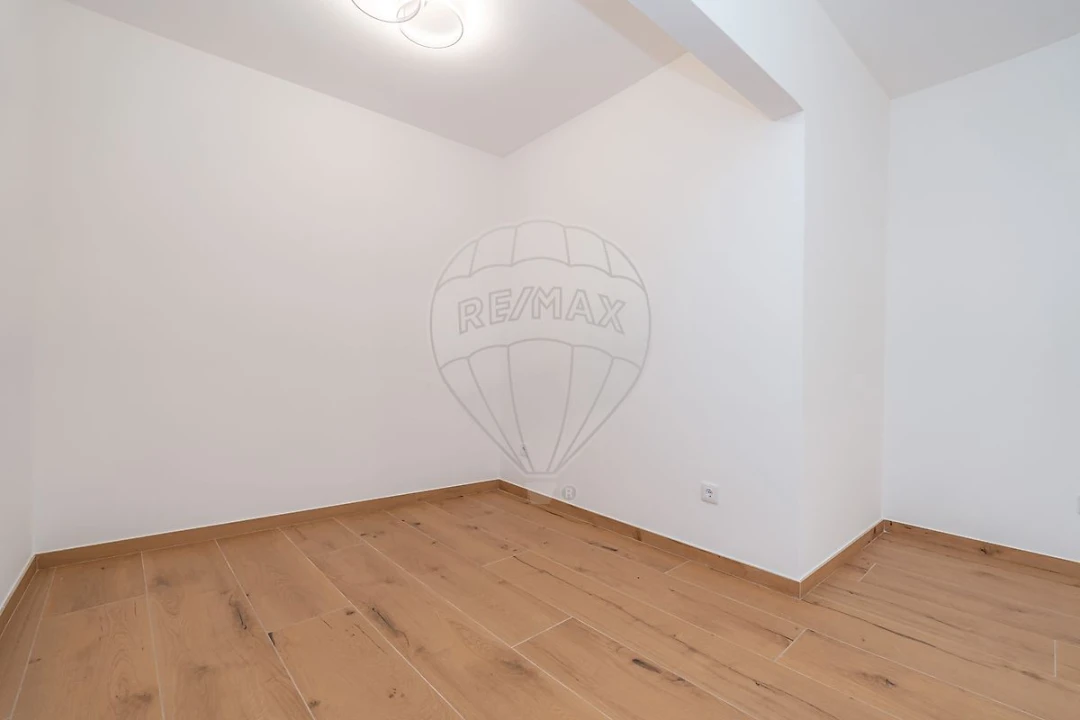 Moradia T3 para Venda em Vila Nova de Anços Foto 12