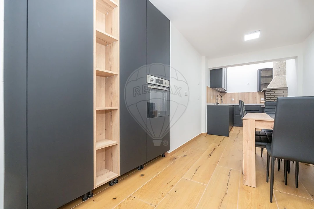 Moradia T3 para Venda em Vila Nova de Anços Foto 4