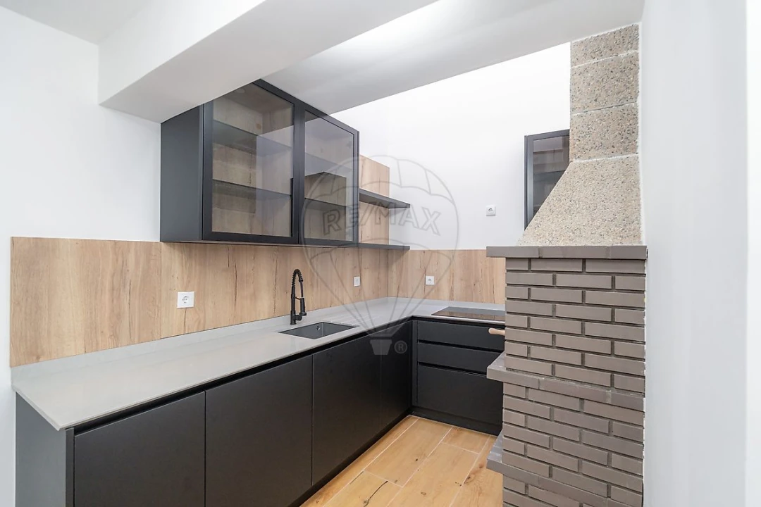 Moradia T3 para Venda em Vila Nova de Anços Foto 3