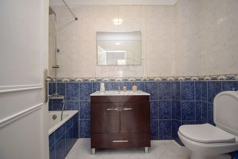 Apartamento T2 para Venda em Cacém e São Marcos Foto 10