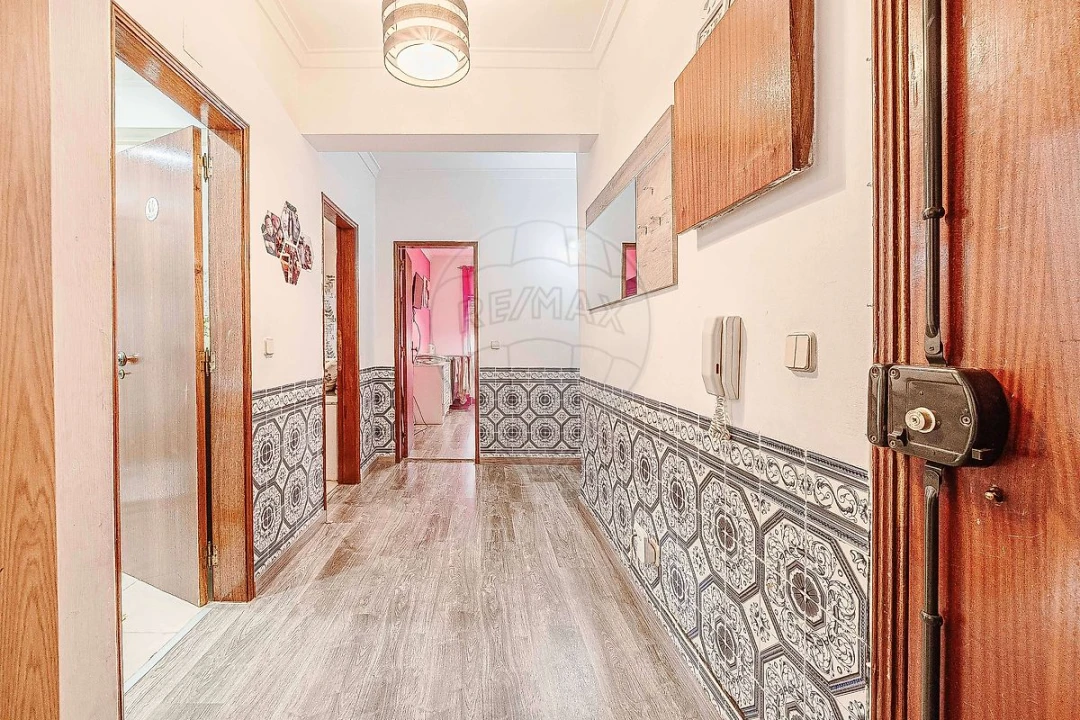 Apartamento T2 para Venda em Amora Foto 10