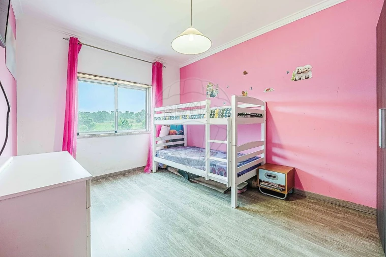 Apartamento T2 para Venda em Amora Foto 17