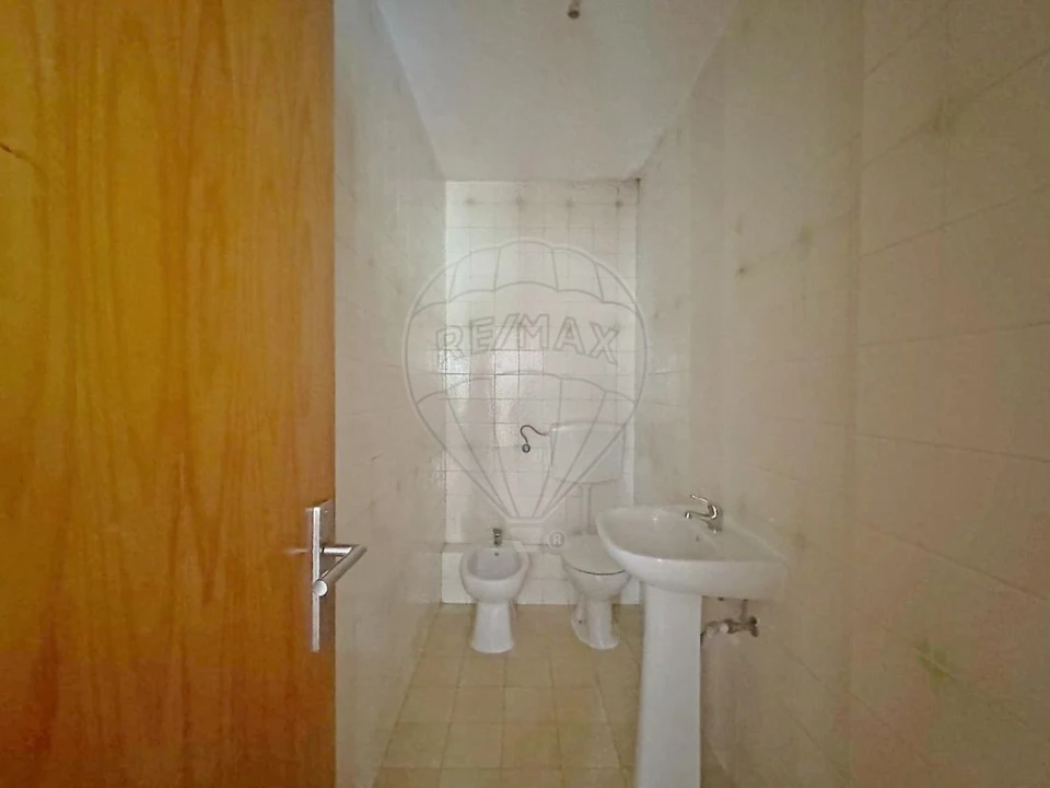 Apartamento T3 para Venda em Algueirão-Mem Martins Foto 26