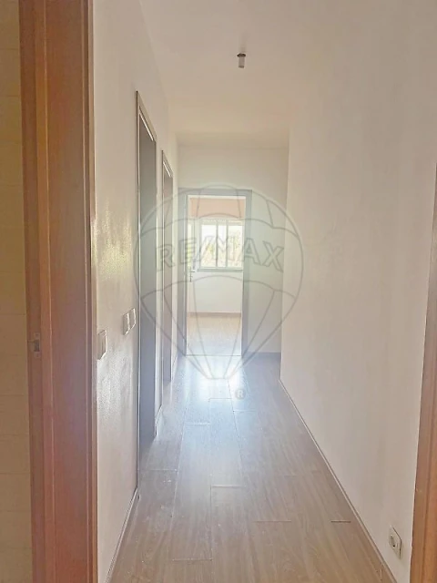 Apartamento T3 para Venda em Algueirão-Mem Martins