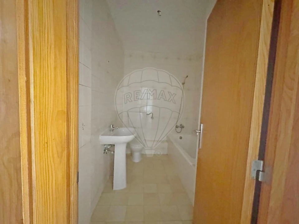 Apartamento T3 para Venda em Algueirão-Mem Martins Foto 21
