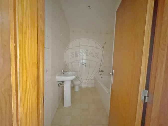 Apartamento T3 para Venda em Algueirão-Mem Martins Foto 21