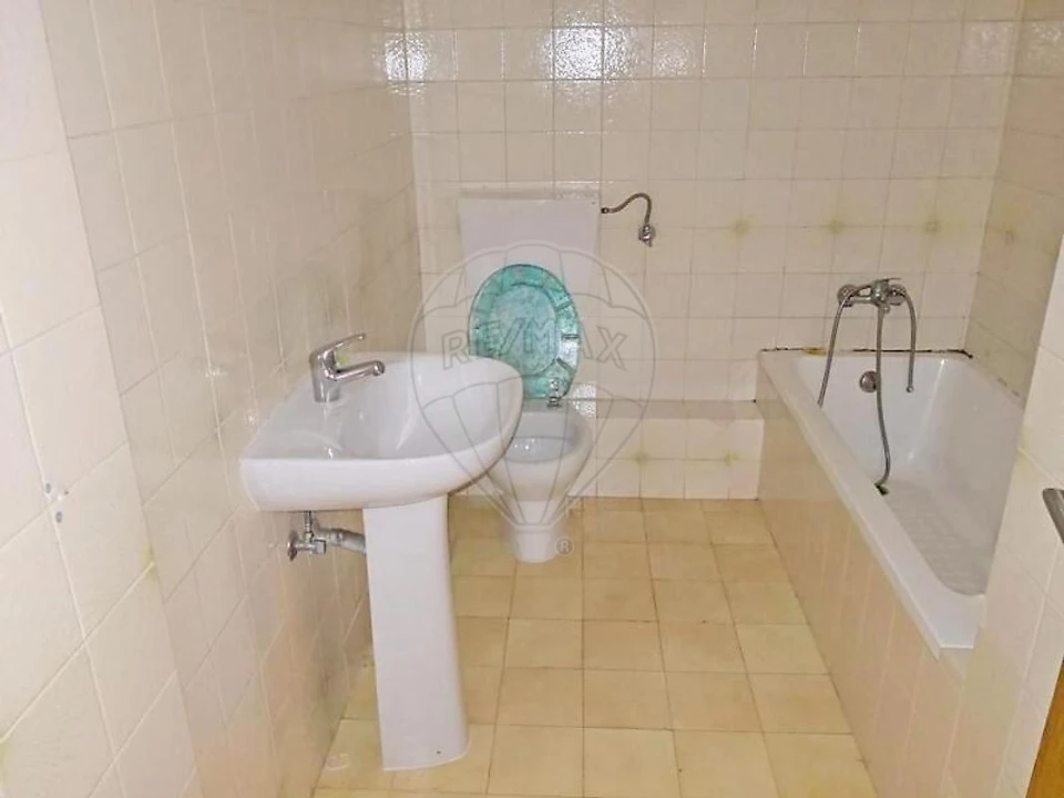 Apartamento T3 para Venda em Algueirão-Mem Martins Foto 9