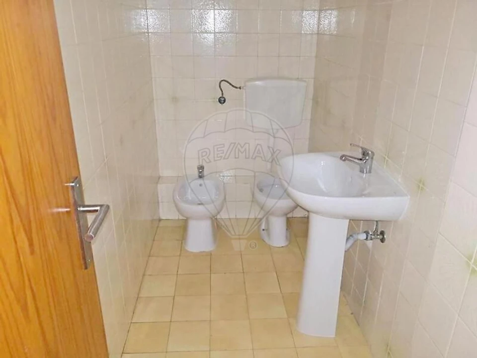 Apartamento T3 para Venda em Algueirão-Mem Martins Foto 10