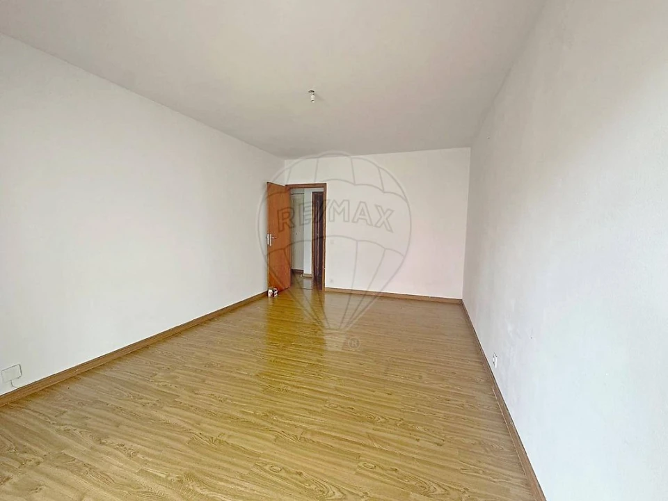 Apartamento T3 para Venda em Algueirão-Mem Martins Foto 23